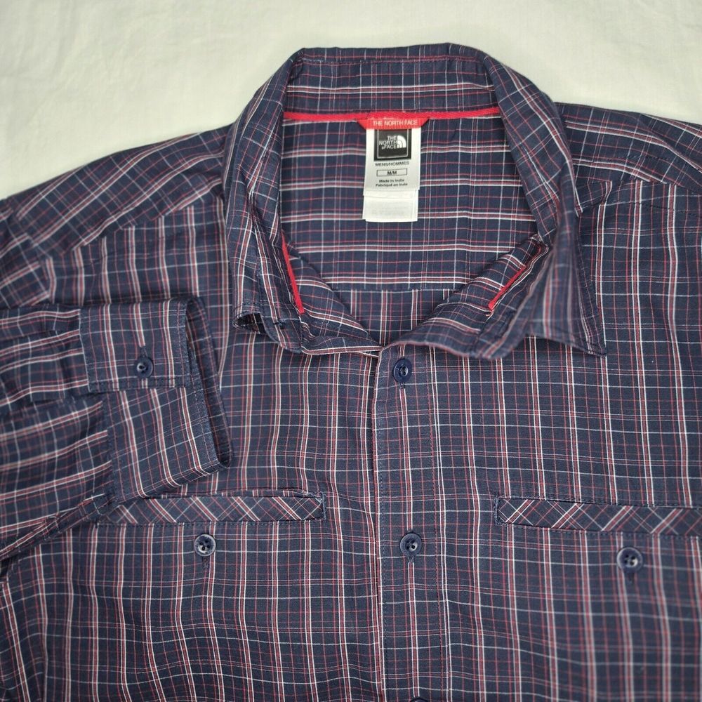 The North Face Men's Shirt Medium Navy Plaid Long Sleeve Button Down Casual